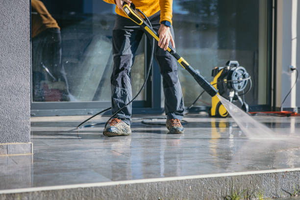 Local Pressure Washing Services in Bardmoor, FL